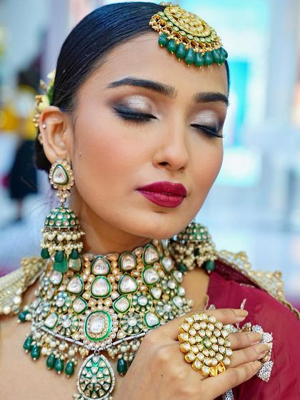 The closed-eye shot shows the beautiful gradient on the eyelid, from light silver to deep charcoal. Blending is a skill I emphasize throughout my courses.