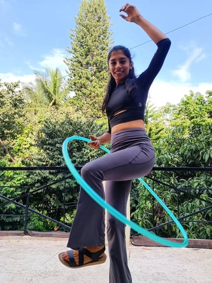 Gowri Murthy - Flow Arts Instruction & Performance My Flow Journey photo 30