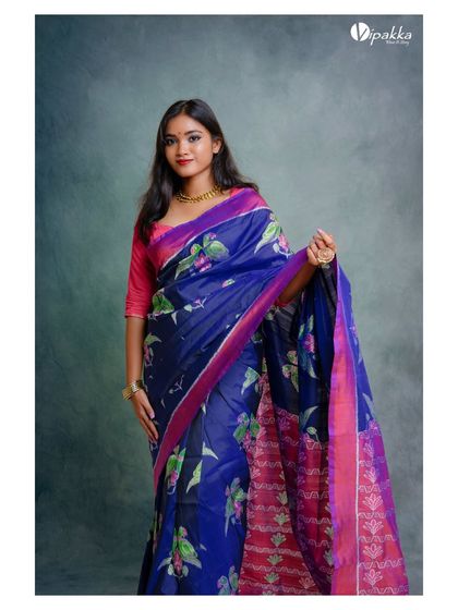 A slightly different angle, ensuring the brand has a variety of images to use across their platforms.