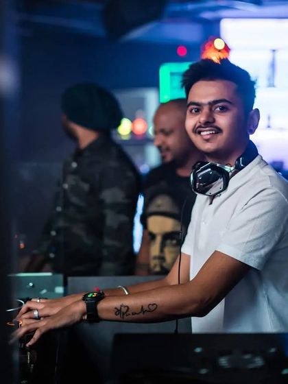 Kuldeep Parmar - Private & Corporate Event DJ Behind the Console photo 11