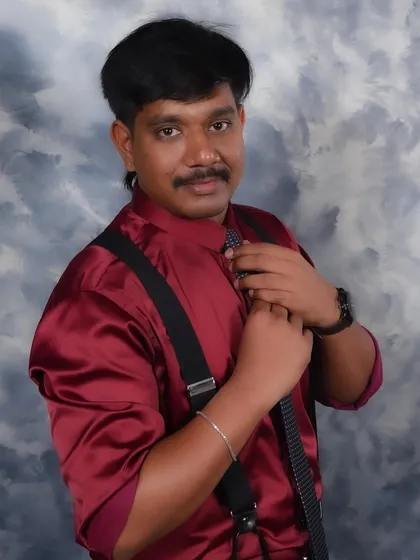 A simple, elegant portrait. Sometimes a picture says more than words.