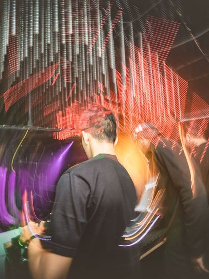 The Vibe: On The Decks & On The Floor photo 73