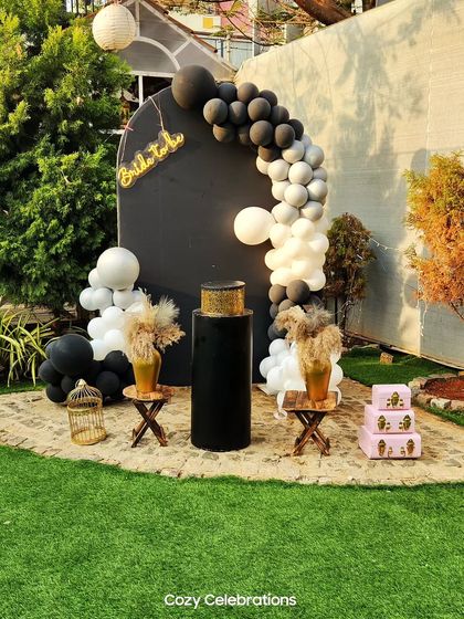 Bachelorette, Baby Showers & More photo 11