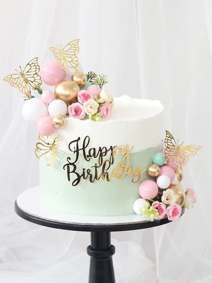 Cake in the Box - Custom Themed Cakes Elegant Floral & Simple Delights photo 13