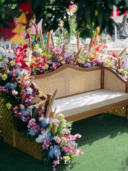 Your Mehendi should be as vibrant and fun as you are. We combine elements like rattan furniture, pampas grass, and explosions of colorful florals to create a chic, Pinterest-worthy setting that’s perfect for celebrating.