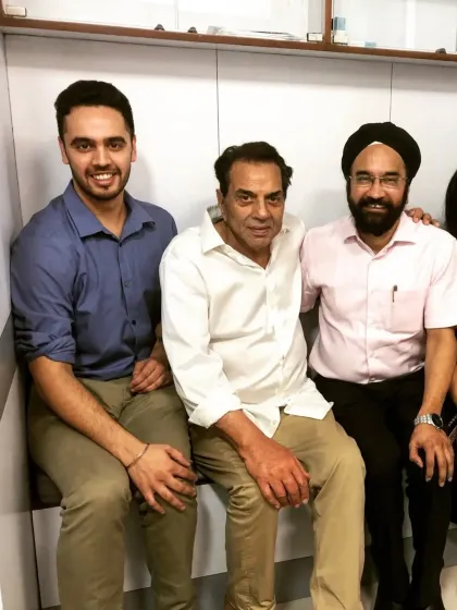 A cherished memory with the late Shri Dharmendra Ji at our clinic. His grace and humility were truly remarkable, and we are grateful to have been a trusted part of his care journey.