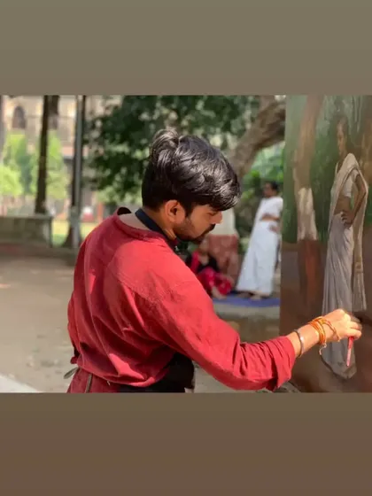 Painting outdoors in the campus of J.J. School of Art. I often find inspiration in my immediate surroundings.
