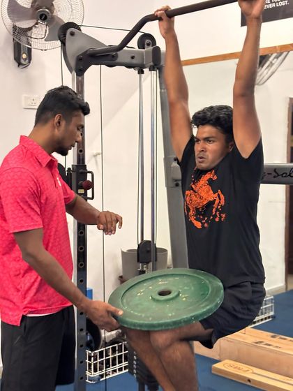 The pre-season grind is where the foundation for the year is built. Our pros are in the gym, pushing their limits with weighted pull-ups, dumbbell jumps, and heavy lifts to translate off-season gains into on-course performance.