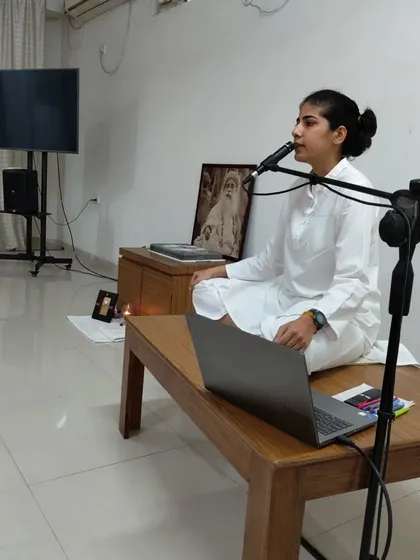 Ojasvi leading a Surya Kriya program in Hindi. It is wonderful to see participants with such deep involvement and focus, eager to receive these powerful yogic tools.