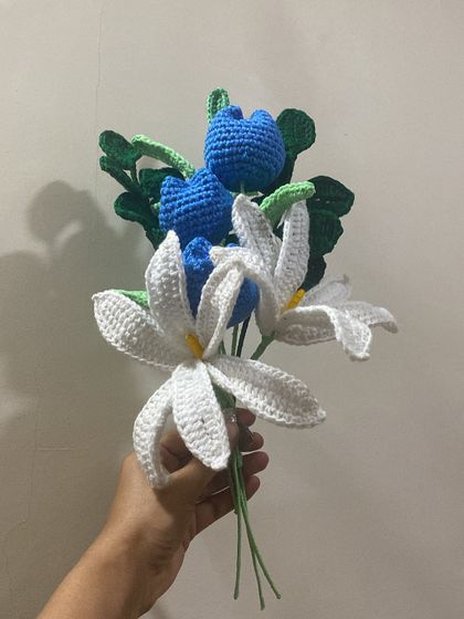 A Rainbow of Choices: Bouquets by Color photo 29