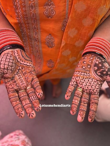 Lotus Mehendi Arts - Event Mehendi Services Elegant Designs for Guests photo 53
