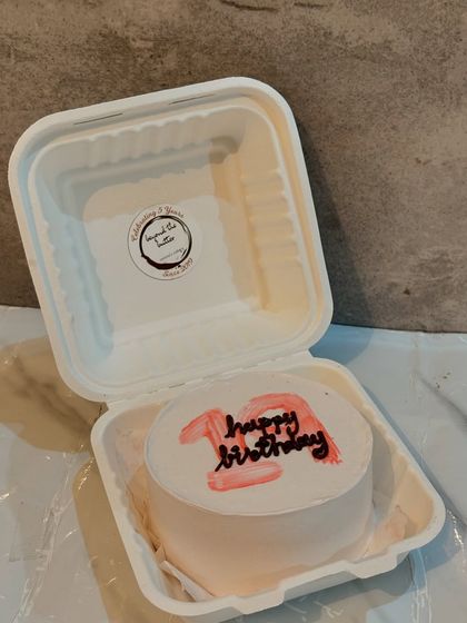 Bento Cakes & Sweet Minis photo 17