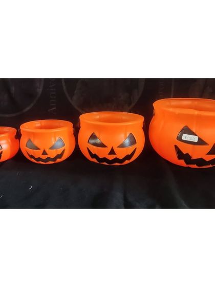 Our pumpkin bowls come in a set of four different sizes. These are great for serving candy and snacks at your Halloween party or for creating a fun decorative display.