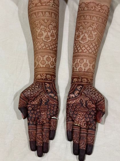 The Rich Henna Stain: My Dark Stain Guarantee photo 21