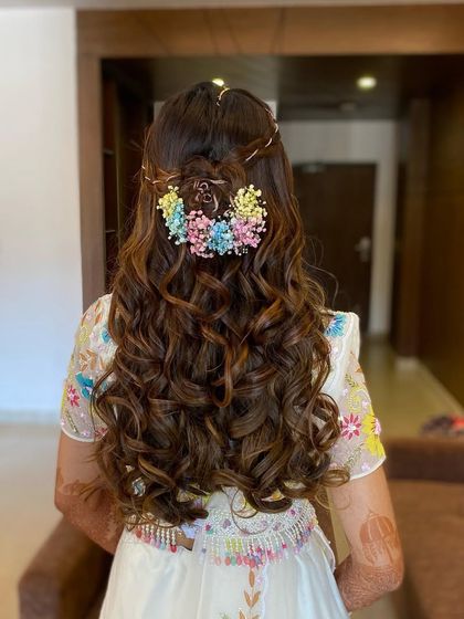 Vibrant Pre-Wedding Festivities photo 49