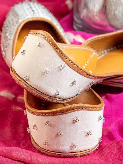 Fashion & Lifestyle photo 4