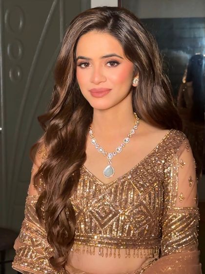 Signature Soft & Natural Glam photo 10