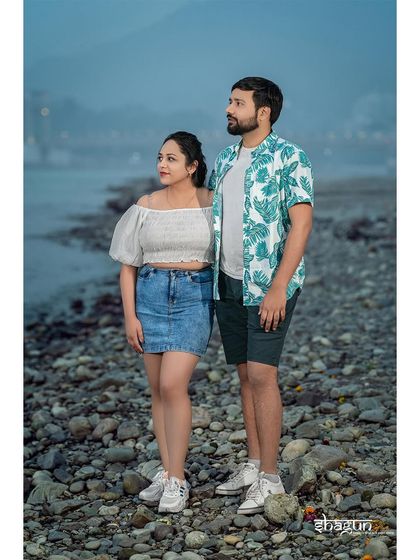 Ganga ke Kinare: Riverside Romance photo 27