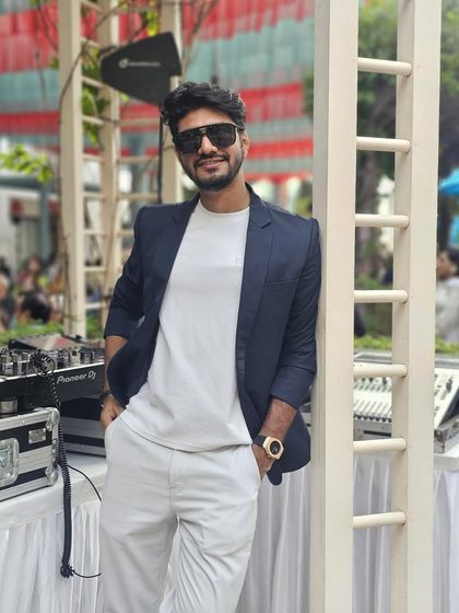 The DJ Lookbook photo 19