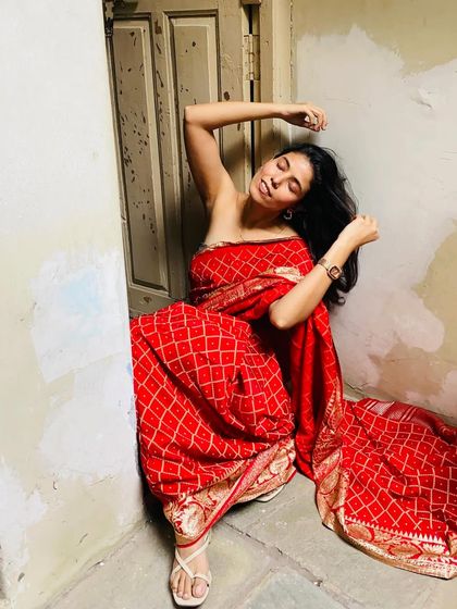 The Saree Lookbook photo 36