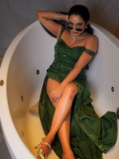 Karan - Portrait & Headshot Photography Studio Portraits: Modern & Traditional photo 25