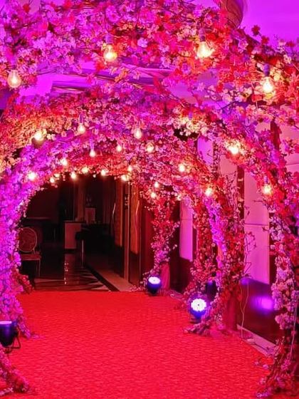 Grand Entrances & Aisles photo 7