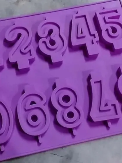 My numeric candle mold allows you to create birthday number candles from 0 to 9. It's a must-have for anyone who makes custom celebration cakes or candles.