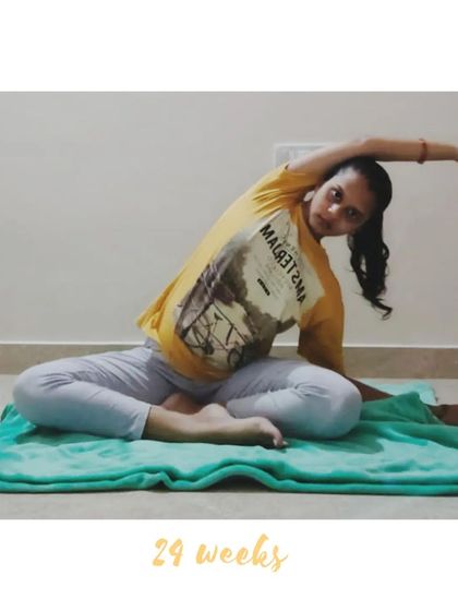 A gentle side bend at 29 weeks, perfect for creating space along the side of the body.