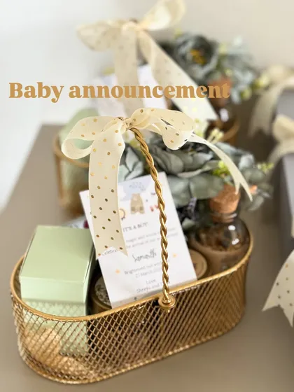 Announce your greatest joy with a gift that’s just as special. Our baby announcement hampers, like this golden basket, are curated with our finest eggless treats and can be personalized with custom cards to share your happy news.