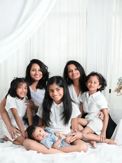 Don't forget to get a picture with all the cousins together. These photos become treasured gifts and a beautiful record of the family growing over time.