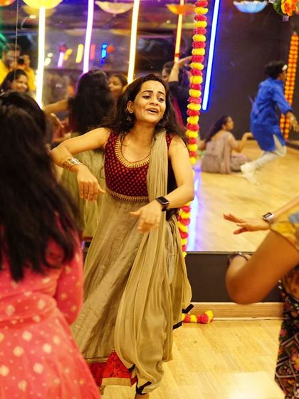 Rami's Dance - Dance Workshops Garba & Dandiya Workshops photo 3