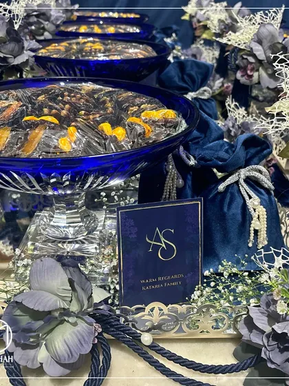 The deep blue of the Azurite crystal bowl offers a touch of royal elegance. I love curating these for wedding favors, as they feel both modern and timeless.