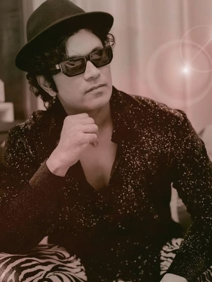 Behind the Music photo 18