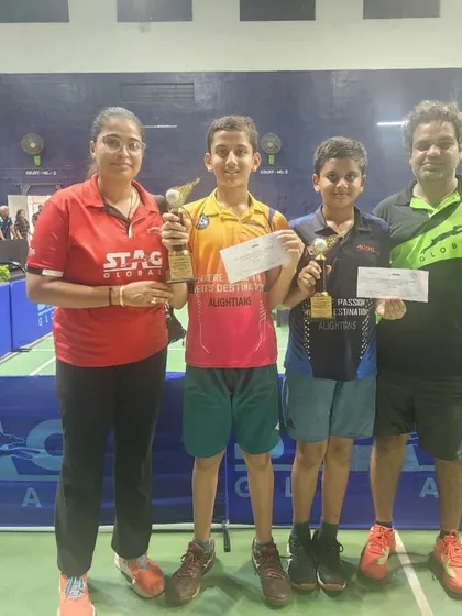 Big cheers from UP State! Arnav Jain and Sidhansh Jain with their medals after reaching the semifinals in the U-13 and U-17 Boys categories.