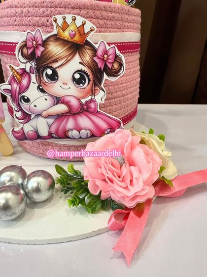 We pay attention to every detail, like the floral arrangements and silver chocolate balls that complement the theme.