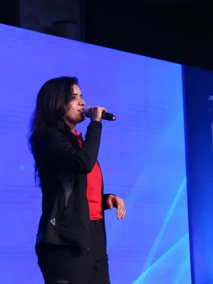 Another shot from the Danone stage. Being comfortable with a microphone and a large audience is key to running a smooth and successful corporate event.