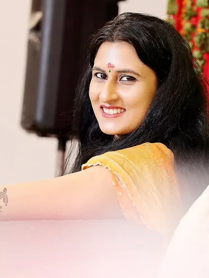 A beautiful, natural portrait of the bride during her Mehndi ceremony. Her relaxed smile shows her genuine happiness.