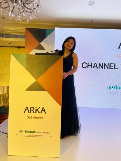 A partners’ meet for Arka Fincap, a Kirloskar Group Company, done right. I am a trusted host for financial channel partner events.