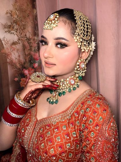 Timeless Red & Gold Brides photo 54