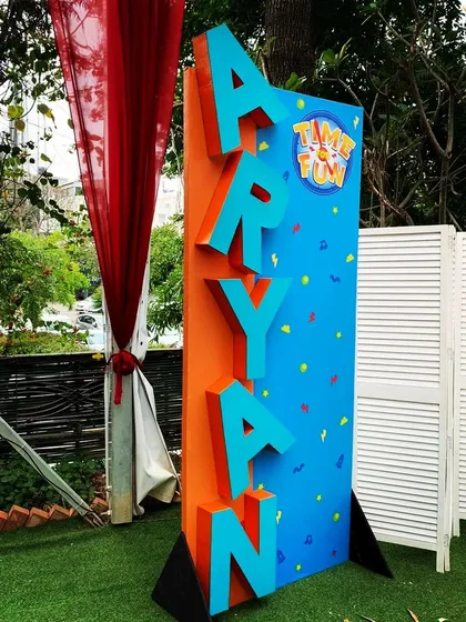 Let's put your child's name in the spotlight. This large, 3D cardboard name sign for Aryan's birthday created a colorful and personal focal point for the party entrance. I can customize the font, colors, and style to perfectly match your theme.
