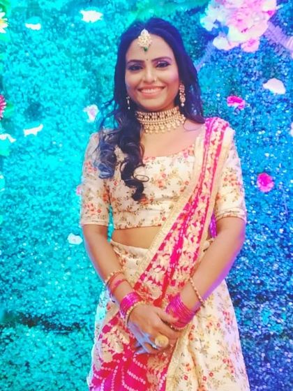 Another shot of this lovely client. The simple choker is perfect for a bridesmaid or for attending a pre-wedding function like a sangeet or mehendi.