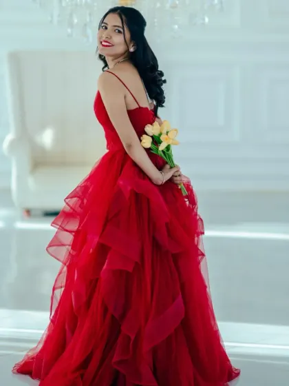 The Dress Bank - Wedding & Special Occasion Outfit Rentals Statement Gowns for Every Occasion photo 7