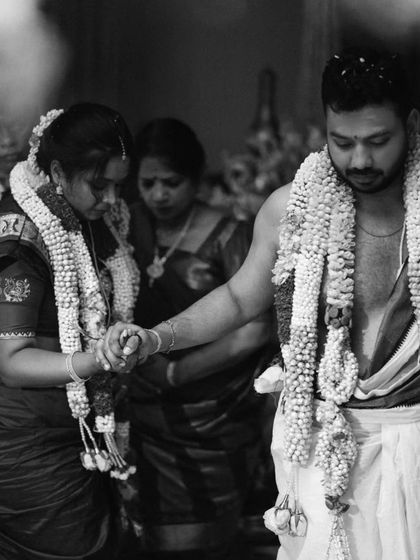 Couple Portraits: A Timeless Harmony photo 16