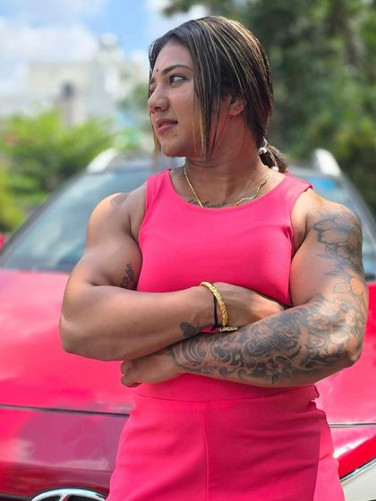 Chitra Purushotham - Bodybuilding Competition Coaching Physique Journey & Posing photo 17