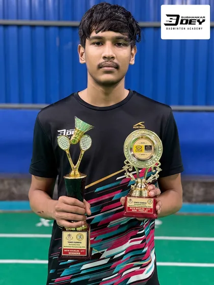 Results are our benchmark. Here’s our player Yeshas Reddy after securing both the U17 Boys’ Doubles gold and a Singles semifinal finish at the Karnataka State Championships. This is the standard we chase.