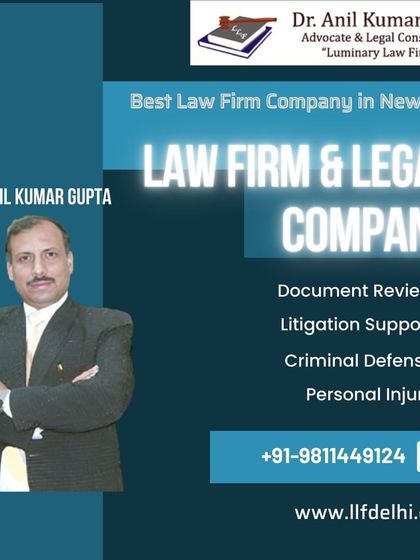 A visual summary of our firm's primary service categories. We provide expert legal support in document review, litigation, criminal defense, and personal injury law.