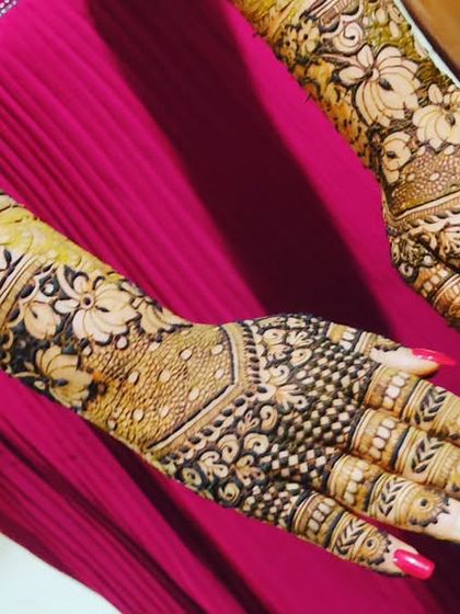 Shaikh Yasmeen - Bridal Mehendi Intricate Floral & Paisley Designs photo 65