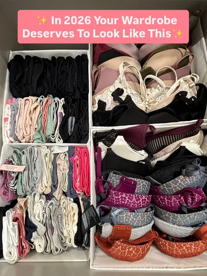 Say goodbye to messy drawers. Our vertical folding method, combined with drawer dividers, transforms your lingerie and innerwear storage. You can see everything you own in one glance, making your morning routine smoother and more serene.
