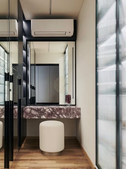 Sarah Sham - Residential Interior Design Walk-In Closets & Vanities photo 16