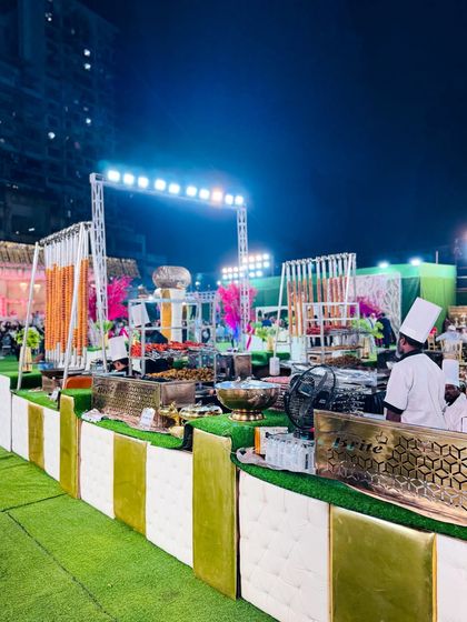 Artful Displays & Elegant Setups photo 20